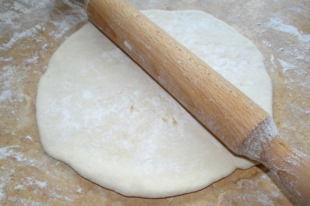 Хачапури с сыром на сковороде: шаг 6