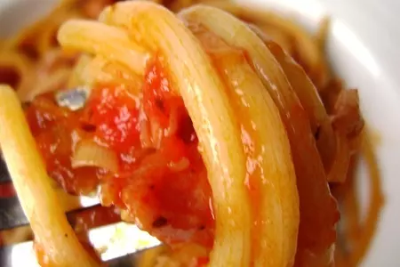 Паста букатини алла мартичиана (bucatini all'amatriciana).: шаг 7