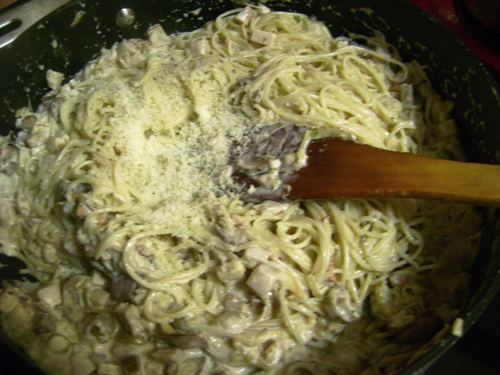 Капеллини с грибами и баклажанами в сливочном соусе. capellini with eggplant and mushrooms.: шаг 5