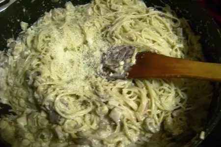 Капеллини с грибами и баклажанами в сливочном соусе. capellini with eggplant and mushrooms.: шаг 5