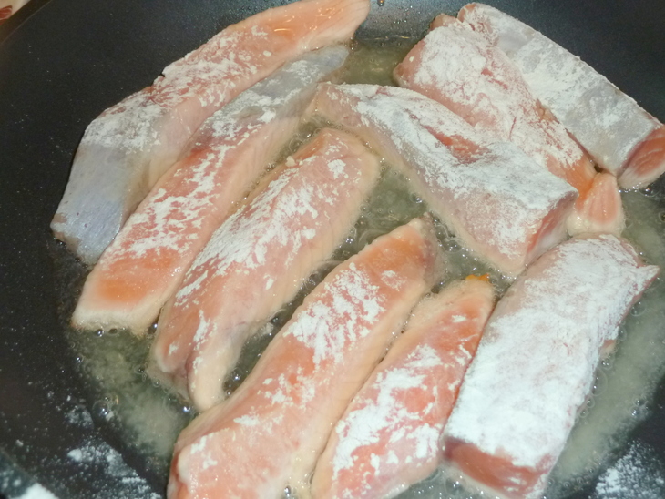 Рис басмати с лососем и луковым соусом. ужин за 12 минут: шаг 5