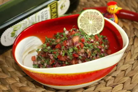 Сальса  "клюв петуха" пико-де-гальо (pico de gallo): шаг 6