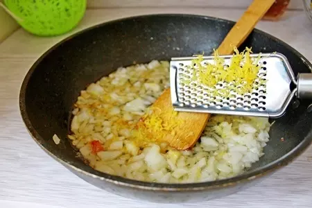 Рис с курицей и морепродуктами: шаг 3