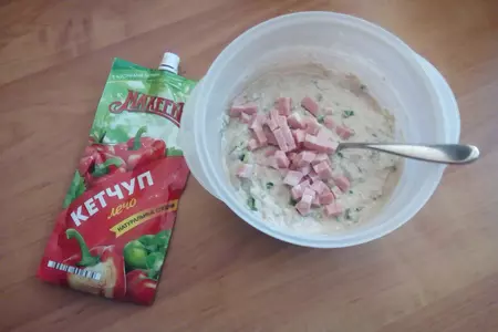 Овсяно-ржаная лепёшка с луком, ветчиной и кетчупом лечо "махеевъ": шаг 3