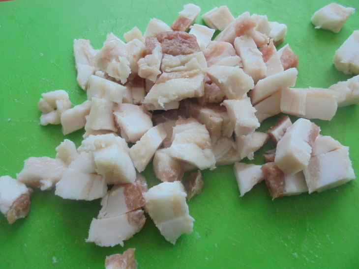 Картофельная толченка с луком и салом: шаг 3