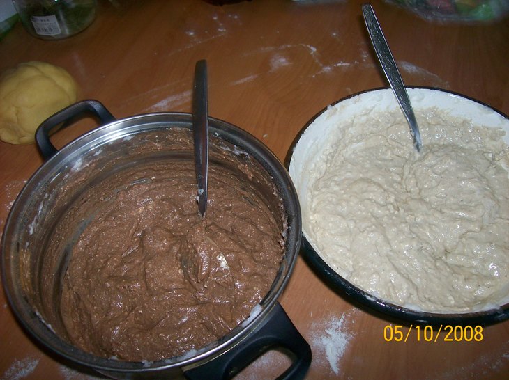 Песочный пирог с халвой: шаг 3