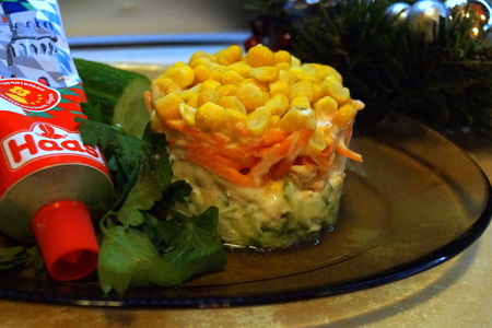 Салат слоёный, пикантный с курицей и корейской морковкой: шаг 6