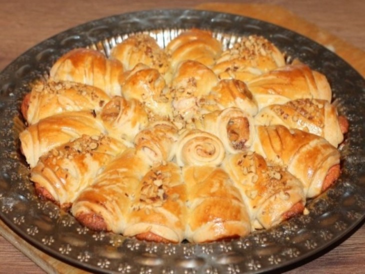 Пирог с творожно-малиновой начинкой «махеевъ», россия: шаг 12
