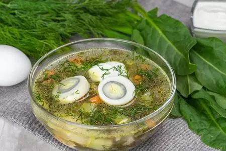 Щавелевый суп с курицей и овощами с куриным яйцом: шаг 9