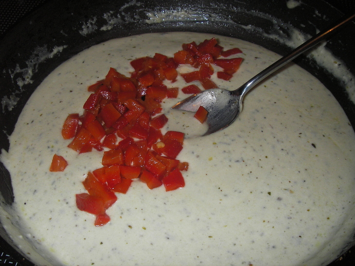 Цуккини под соусом из голубого сыра и запеченого перца: шаг 5