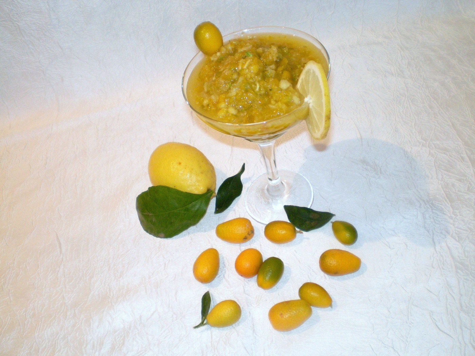 Перекрученный лимон с сахаром великолепное 