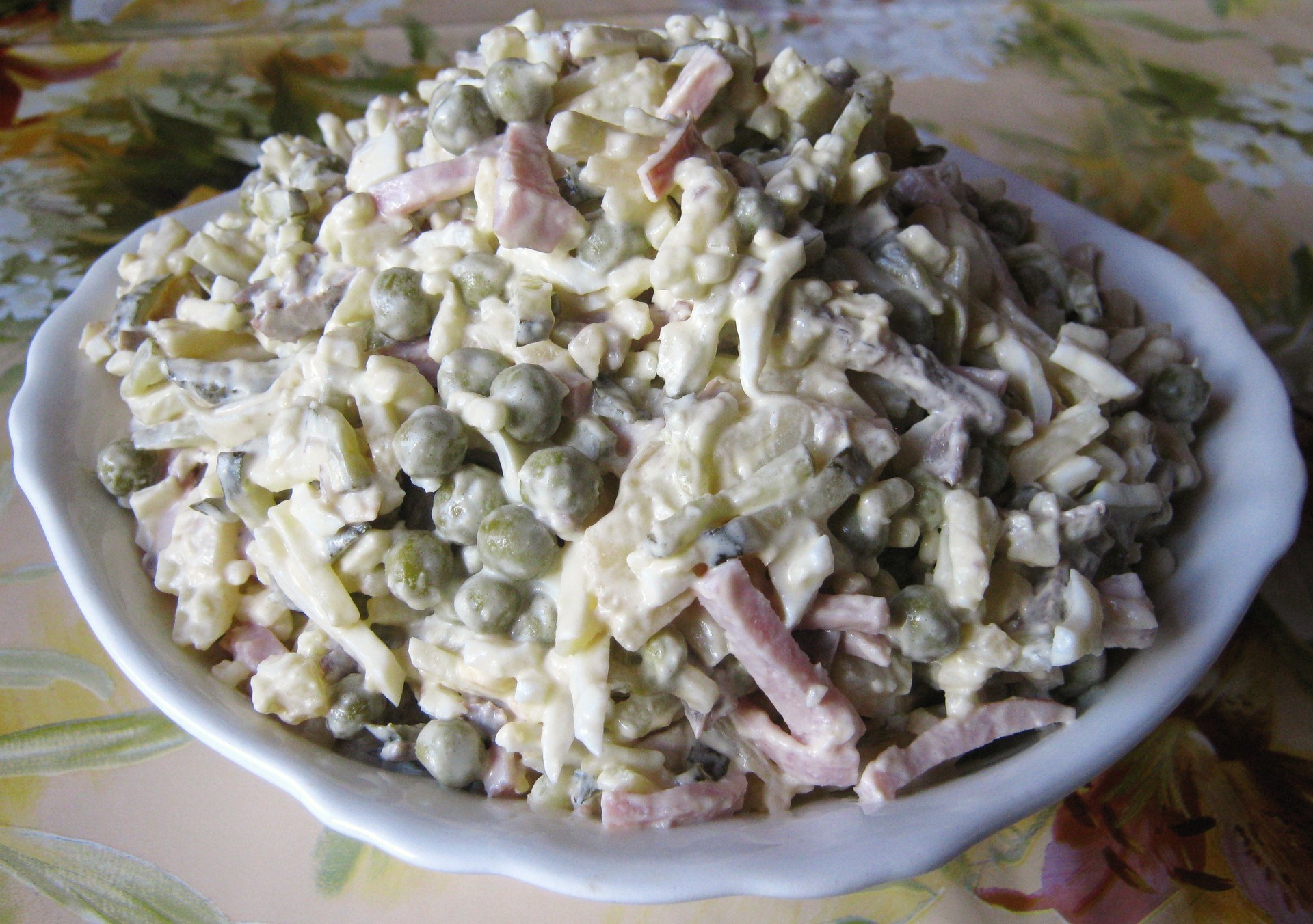 Салат с ветчиной (более рецептов с фото) - рецепты с фотографиями на Поварёконференц-зал-самара.рф