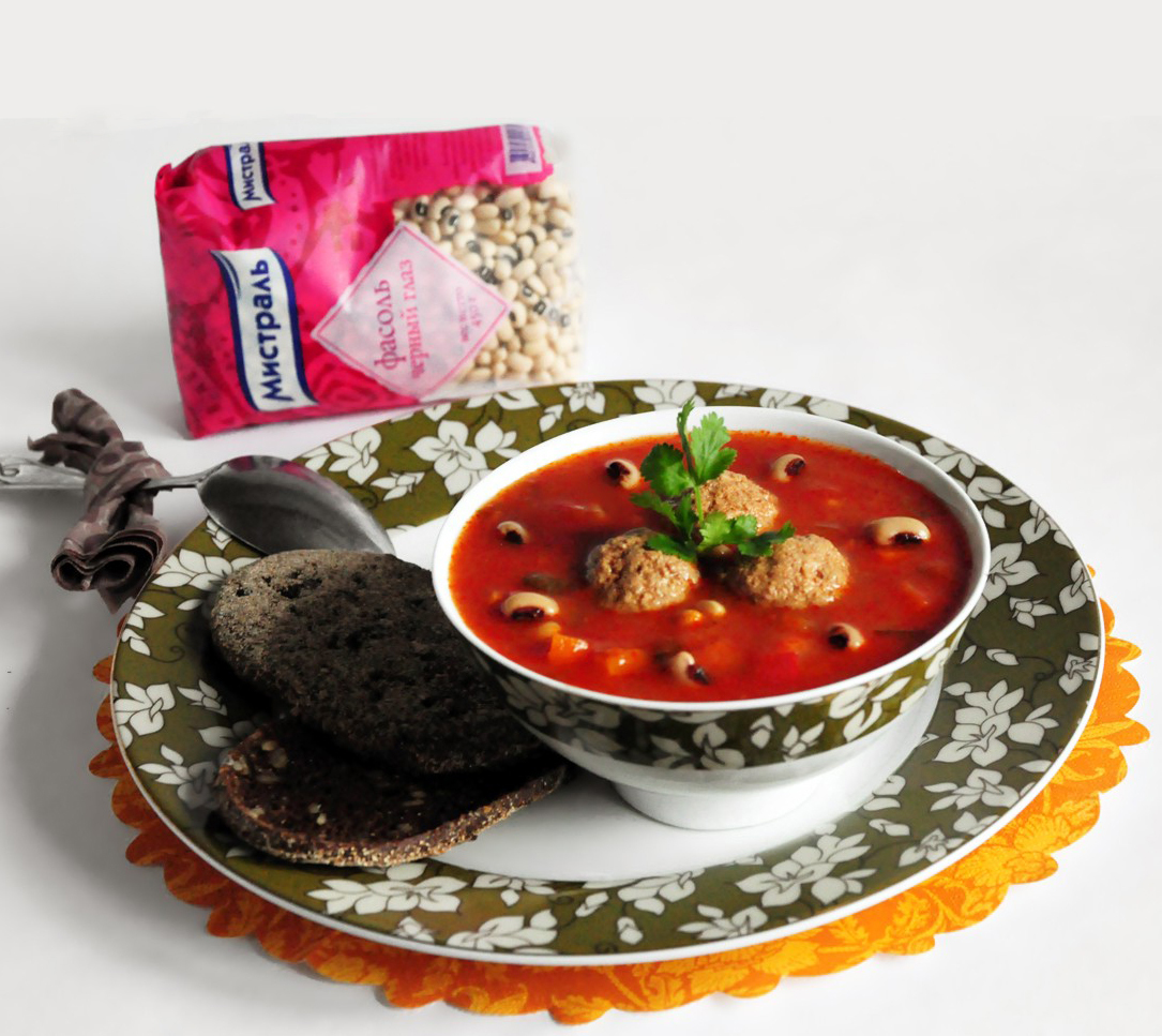 Томатный суп с мясными фрикадельками и рисом | Pomi Russia
