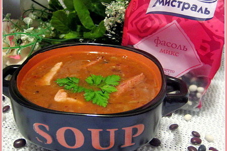 Фото к рецепту: Острый томатно-фасолевый суп