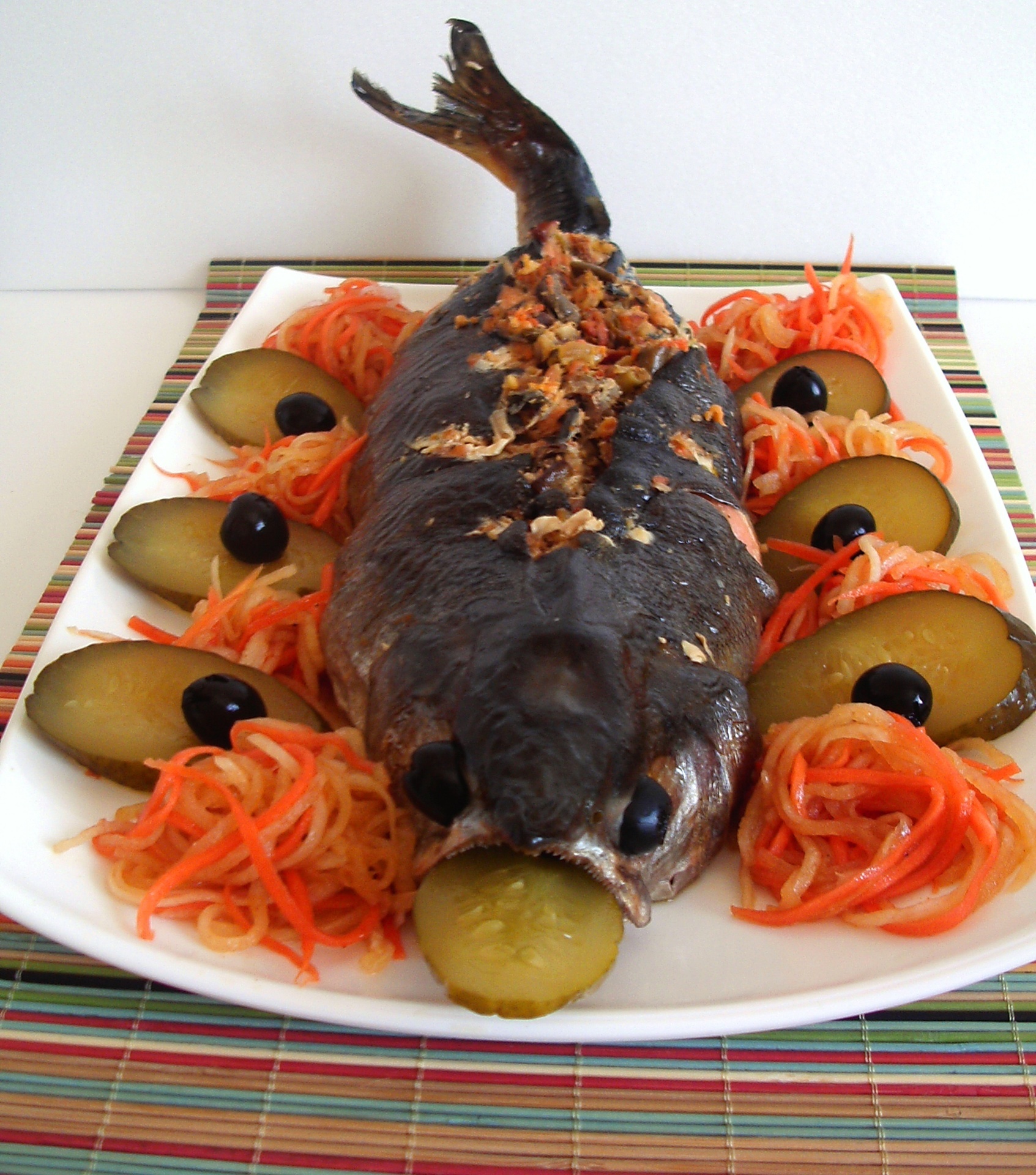 Горбуша, фаршированная омлетом с помидорами - пошаговый рецепт с фото на Готовим дома