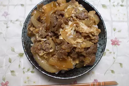 Фото к рецепту: Gyudon