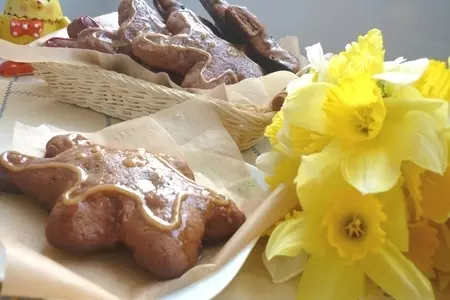 Пасхальные зайцы-кролики из пряничного теста