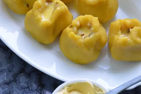 Картофельные мешочки с рисом