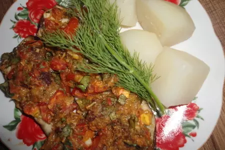 Баклажаны фаршированные сыром и овощами