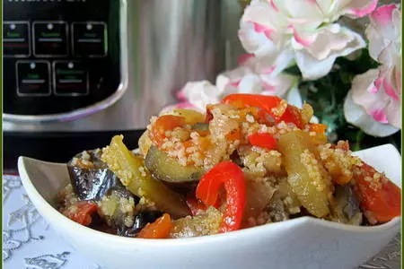 Теплый овощной салат с кускусом