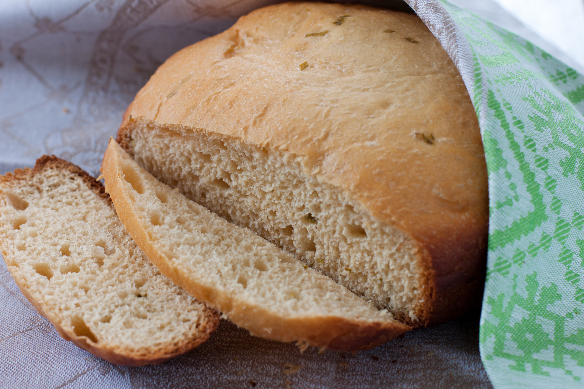 Хлеб с начинкой в духовке рецепт с фото