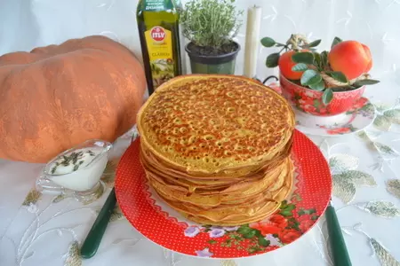 Цельнозерновые блины с тыквой и куркумой "солнечные"