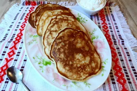 Блинчики с кабачком и цельнозерновой мукой