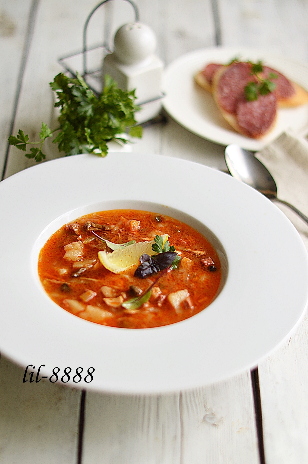 Солянка с грибами и колбасой — рецепт с фото пошагово