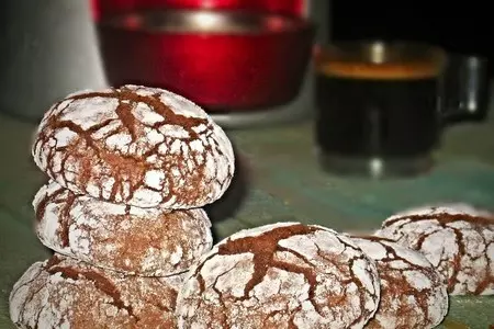 "crackled" chocolate cookies - ("треснутое" шоколадное печенье)