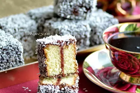 Австралийское пирожное ламингтон  (lamington)