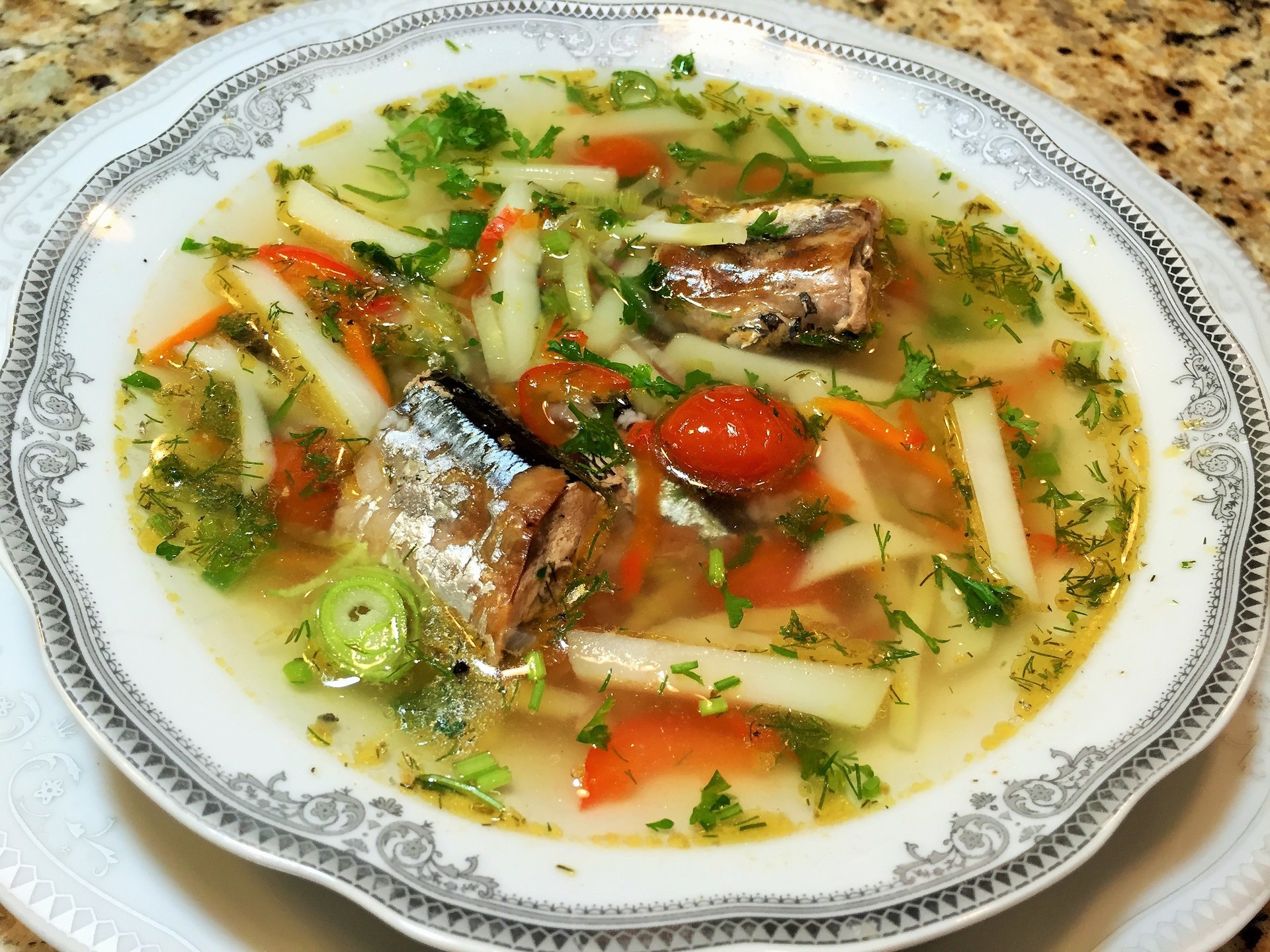 Рыбный суп стол 5