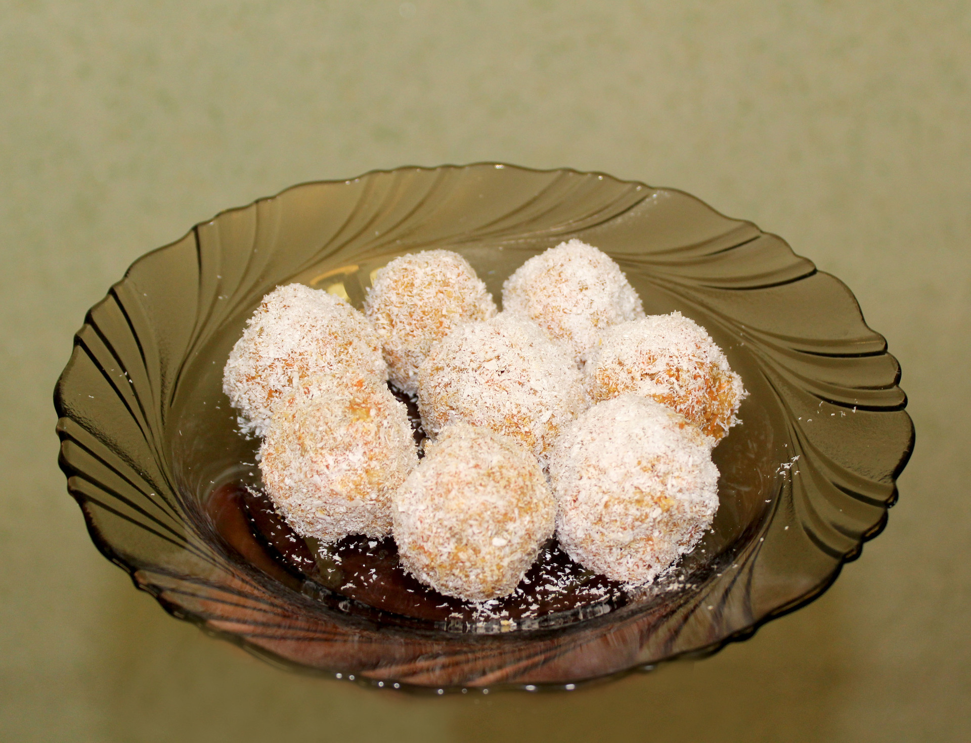 Кокосовые шарики в духовке рецепт с фото