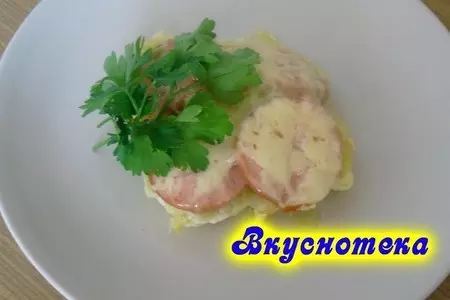 Простая запеканка из картофеля с сосисками