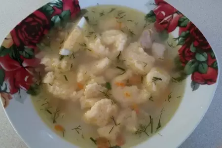 Куриный суп с сырными галушками ( клёцками )