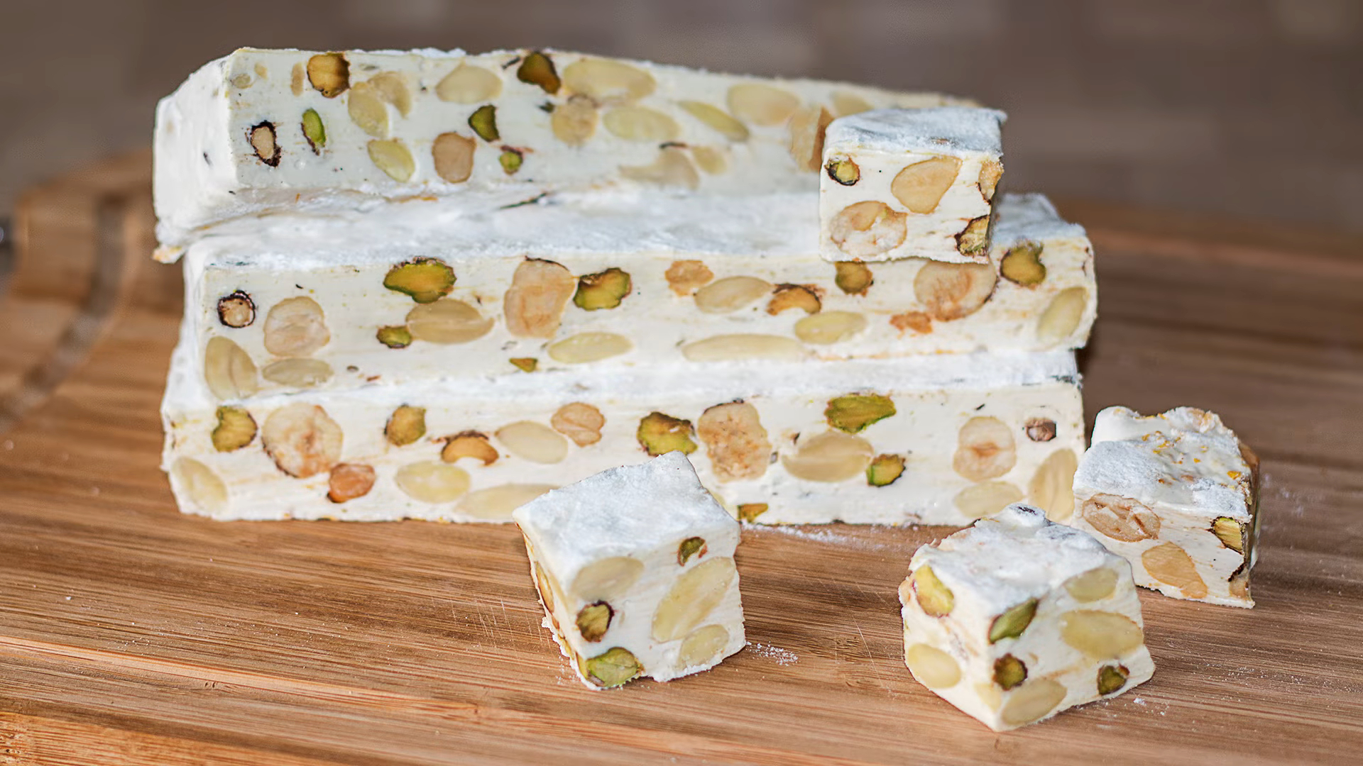 Рецепт классической итальянской нуги - torrone - пошаговый рецепт с фото  (9497 просмотров)