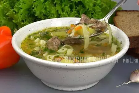 Фото к рецепту: Безумно вкусный и такой домашний супчик