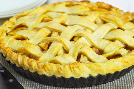 Фото к рецепту: Вкусный яблочный пирог