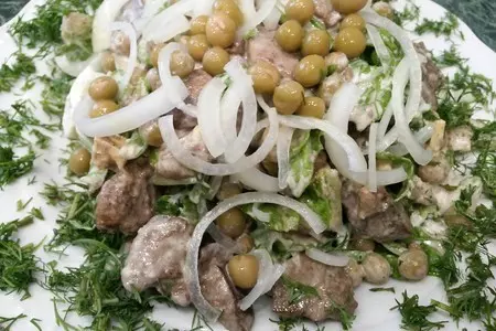 Салат "гурман" из куриной печени. chicken liver salad