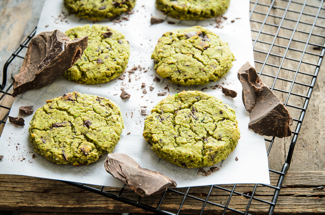 Sugar cookies leaves