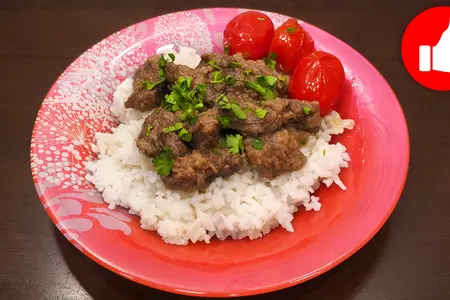 Тушеная говядина в луковом соусе по-нижегородски