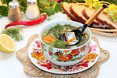 Фото к рецепту: Рыбный суп с консервами#россия