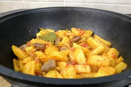 Куриные сердечки с картошкой