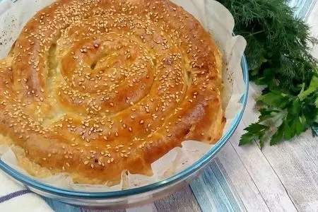 Пирог улитка с сырной начинкой