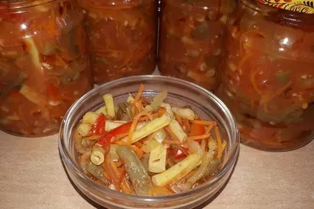 Салат из стручковой фасоли и овощей на зиму