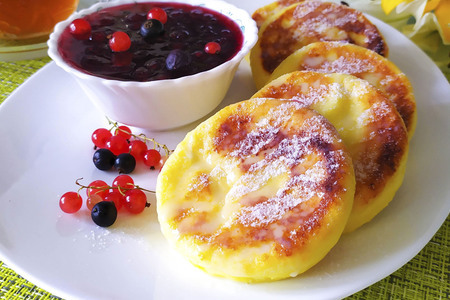 Пышные сырники в духовке «как кексы» — пошаговый рецепт | malino-v.ru