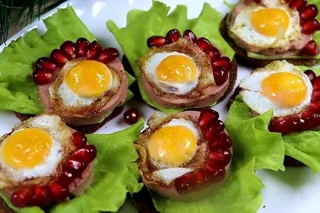 Рулетики на праздничный стол: 7 вкусных идей