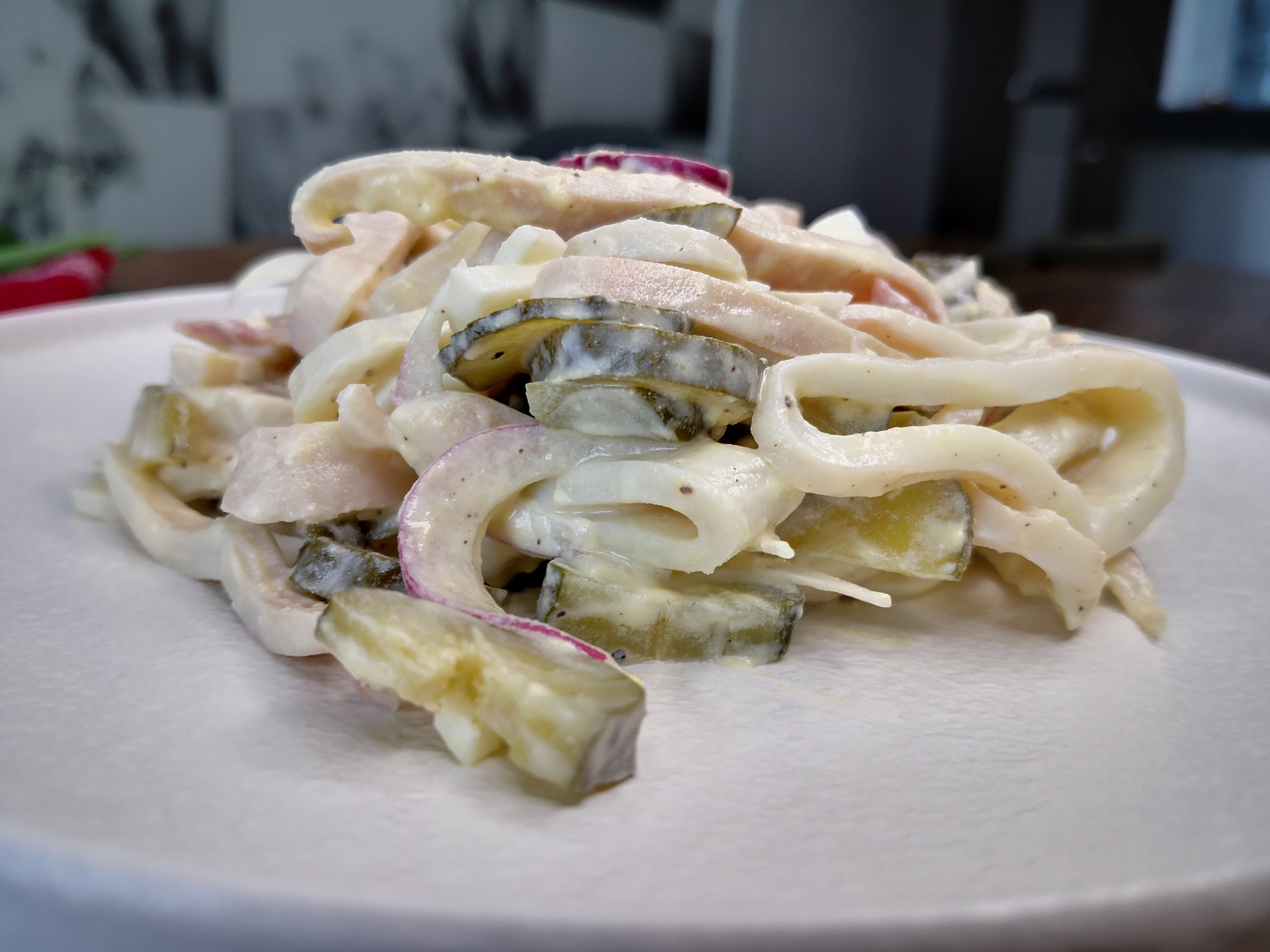 Салат с кальмарами и огурцами – рецепт приготовления с фото от баштрен.рф