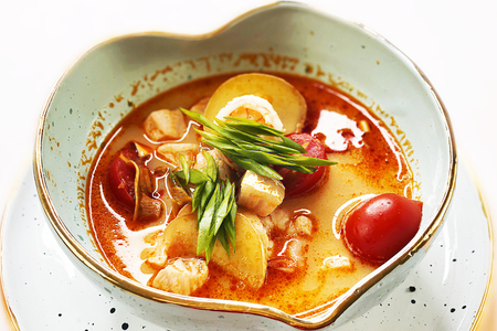 Фото к рецепту: Том ям - легендарный тайский суп всего за 10 минут