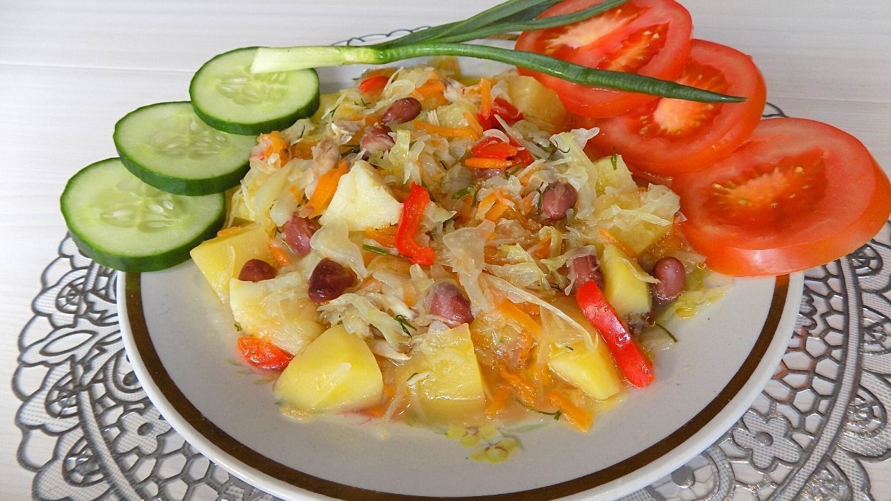 Картошка с мясом и капустой