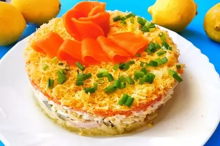 Салат "фейерверк" на новый год, новогодний стол с копчёной курицей